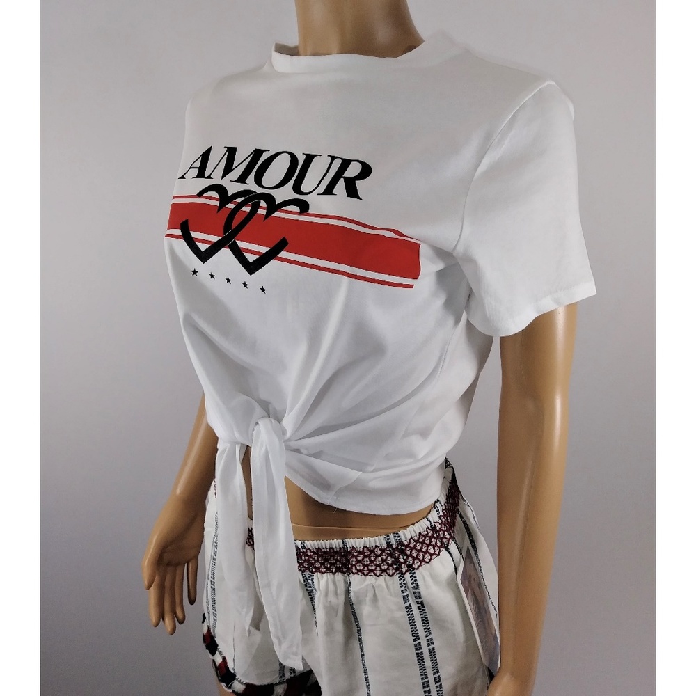 Atticute Whit/ red Crop top with belly button tie